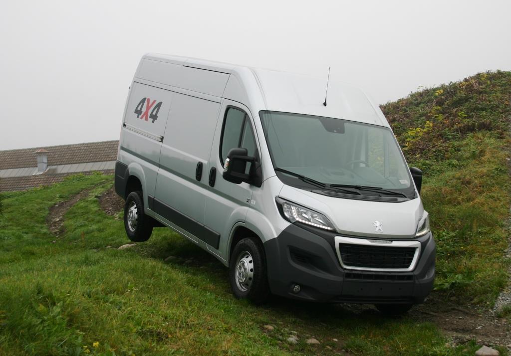 Теперь с полным приводом: автомобили PEUGEOT доступны в исполнении 4x4 от DANGEL